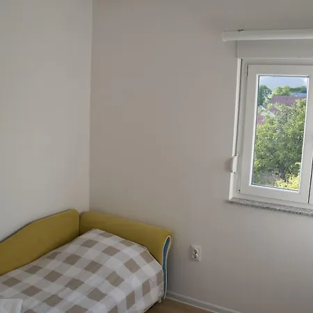 Stunning View Balcony, Walk To Old Bridge Apartment *