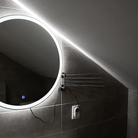 Apartment Stunning View Balcony, Walk To Old Bridge *